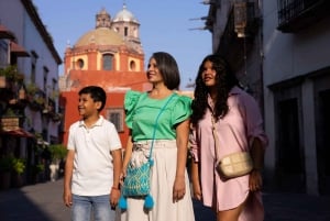 Tour a pie en familia por Ciudad de México: Historia y Cultura