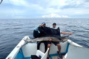 Pescando un marlin en mazatlan