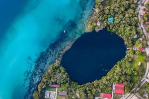 From Cancun: Cenotes and Bacalar Lagoon Tour with Breakfast
