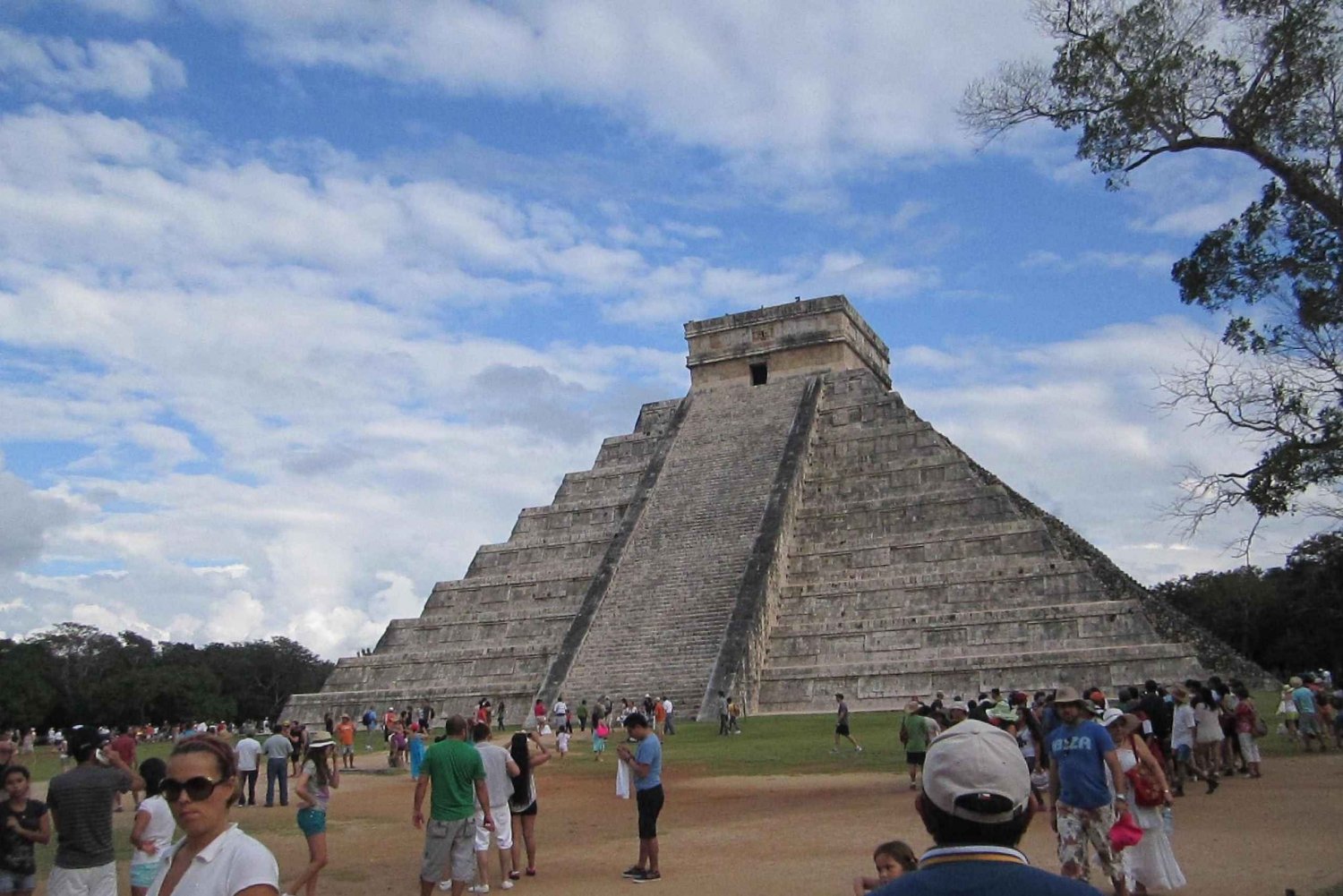 From Cancun: Chichen Itza, Cenote, and Valladolid Day Trip