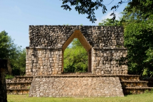 From Cancun: Ek Balam and Cenote Tour with Lunch & Transfer