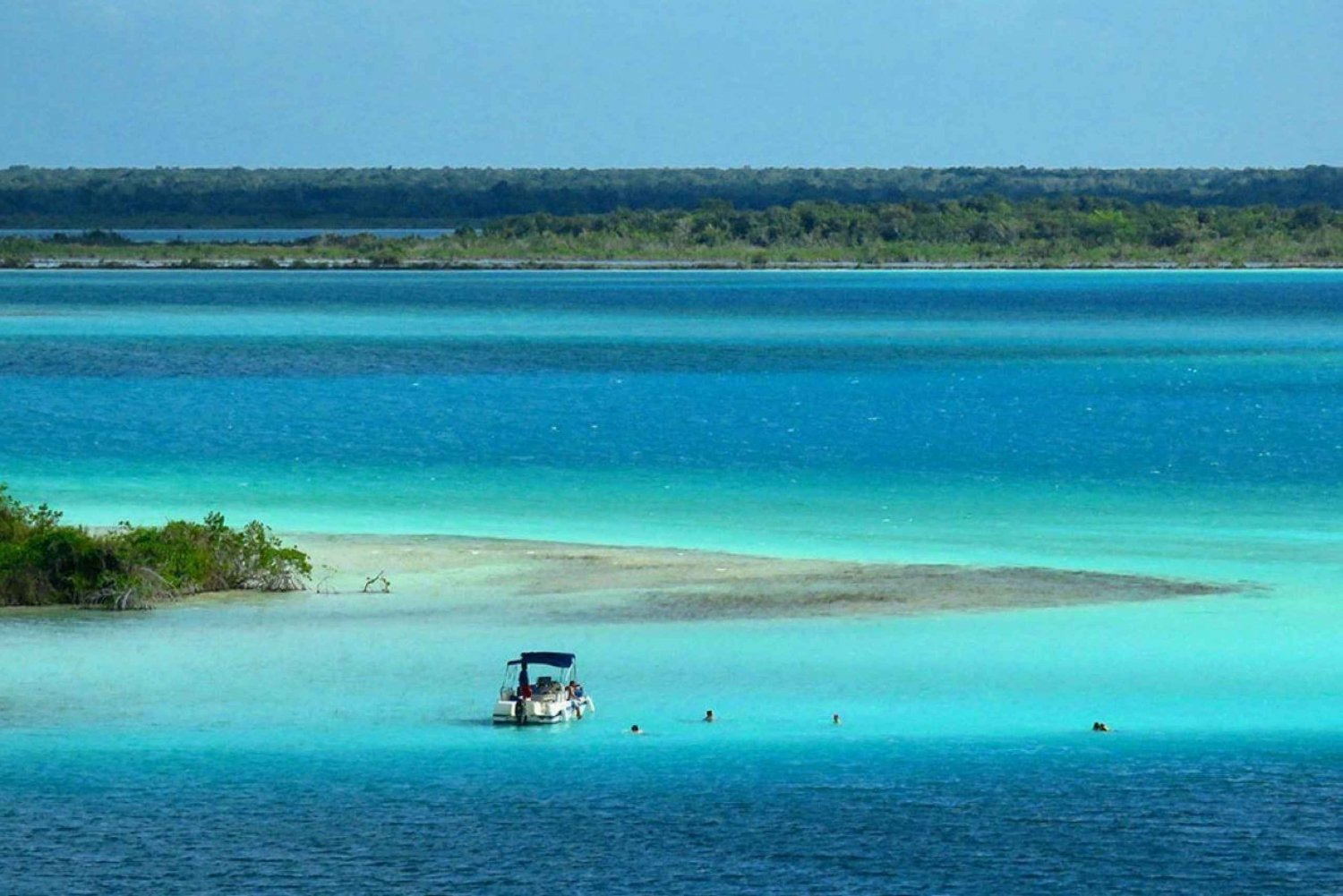 BACALAR LA LAGUNA DE LOS SIETE COLORES