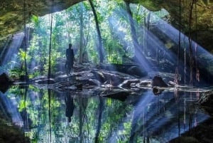 From Cancun: Taj Ma Ha Cenote Diving Experience