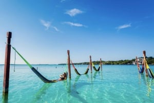 Desde Caye Ambergris: Traslado compartido de ida a Bacalar