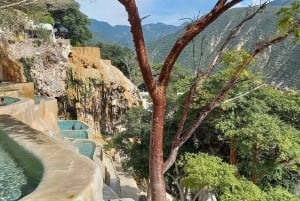 From CDMX: Sunrise Tour, Grutas Tolantongo hot springs