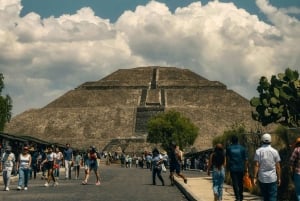 Desde CDMX: Tour al atardecer a Teotihuacán
