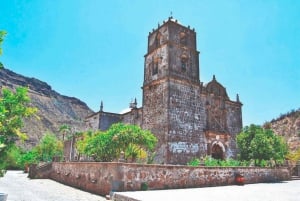From Loreto: Historical San Javier Mission Tour with Lunch