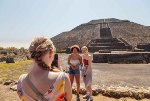 Desde Ciudad de México: Globo Aerostático y Tour a Pie por Teotihuacán