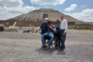 Desde Ciudad de México: Excursión de un día a las Pirámides de Tula y Teotihuacán