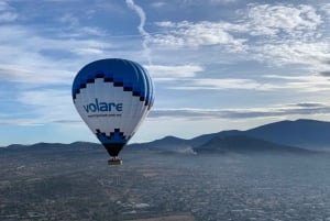 From Mexico City: Teotihuacan Air Balloon Flight & Breakfast