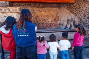 From Mexico City: Teotihuacan Tour & Reino Animal For Kids