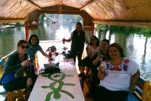 Desde Ciudad de México: Teotihuacán y Xochimilco Tour Privado de un Día