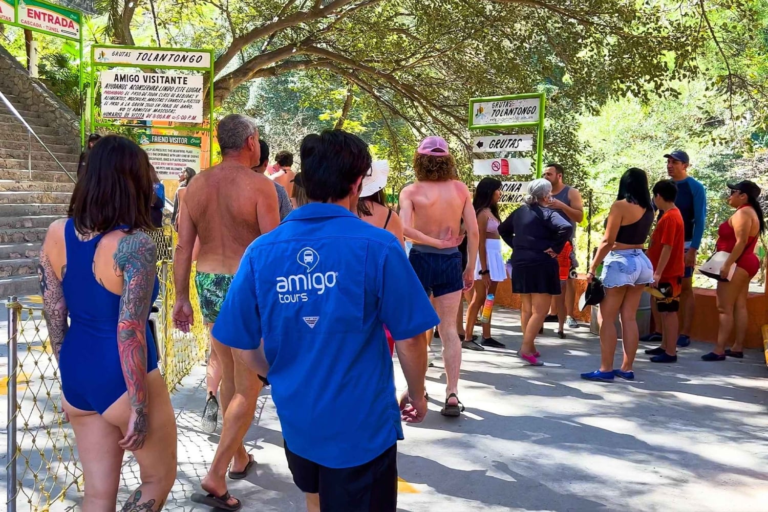 From Mexico City: Tolantongo Hot Springs Day Trip with Guide