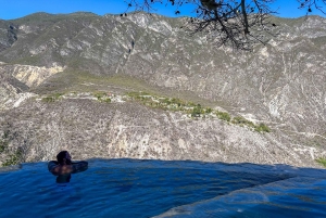 From Mexico City: Tolantongo Hot Springs Day Trip with Guide