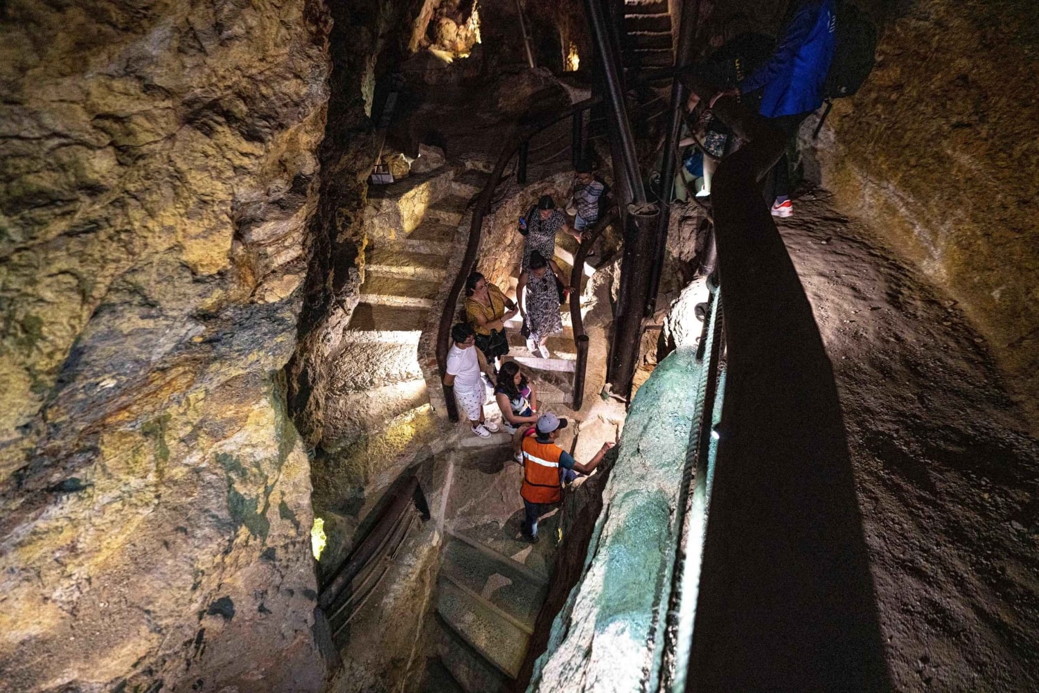 From Mexico City: Tour of Taxco, Cuernavaca, and Pre-Hispanic Mine