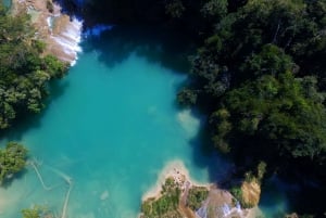 Desde Palenque: Cascadas de Roberto Barrios