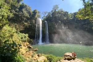 Desde Palenque: Cascadas Misol-ha y Agua Azul.