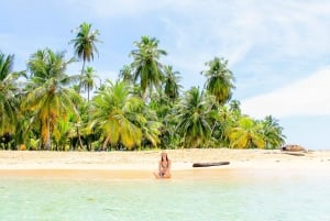 From Panama City: 4 San Blas Islands Day Trip with Lunch