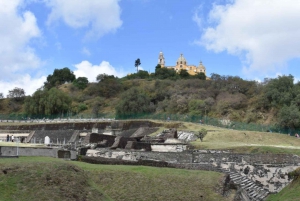 Desde Puebla: Tour de medio día por la Pirámide y las Iglesias de Cholula