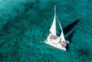 From Tulum; Isla mujeres Catamaran with lunch and open bar