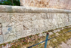 Desde Valladolid: Tour Privado a Chichén Itzá y Cenotes