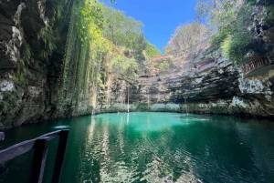 Desde Valladolid: Tour Privado a Chichén Itzá y Cenotes