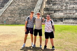 Desde Valladolid: Tour compartido a Chichen Itzá y Cenotes con Comida