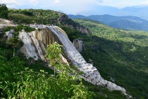 Oaxaca: Tour de día completo guiado por la Ruta de Hierve el Agua