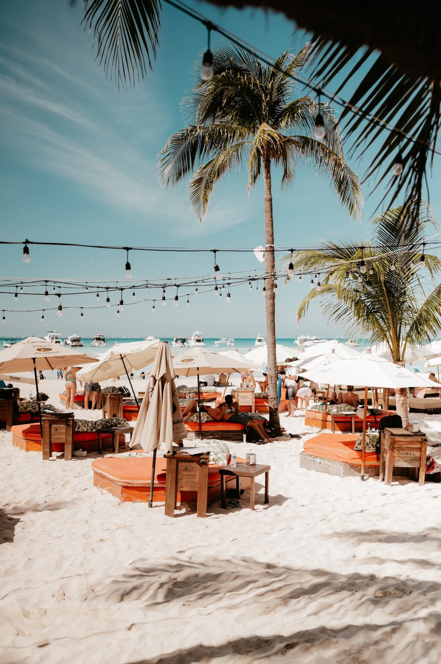 Green Demons Beach Club Isla Mujeres