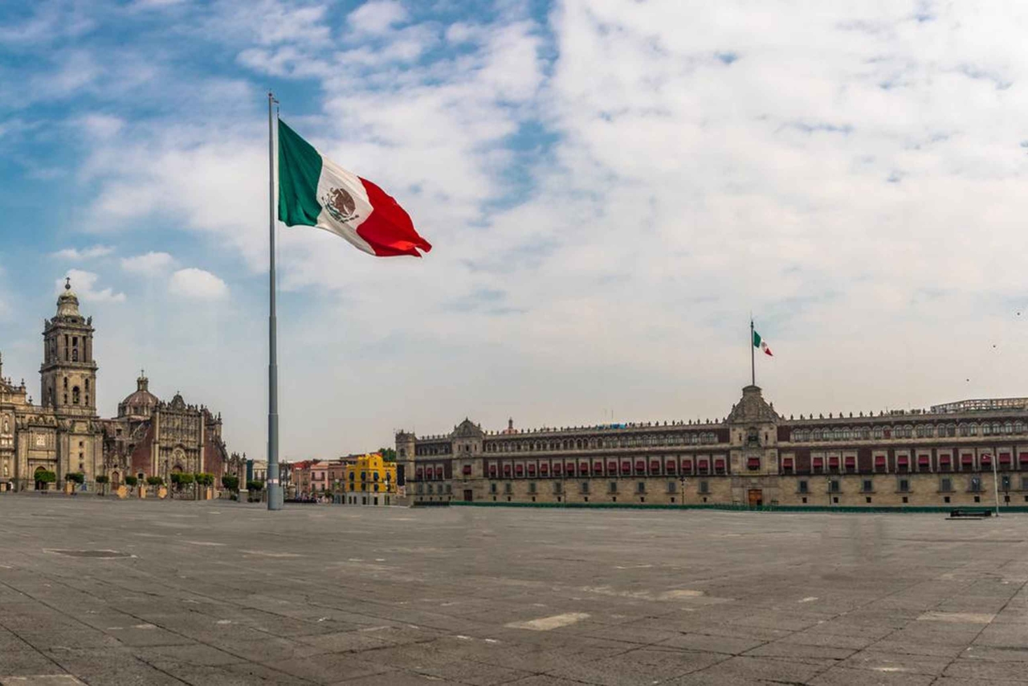 Guided Historic Downtown Private Walking Tour in Mexico City