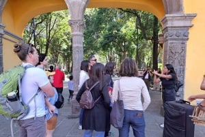 Guided Tour Coyoacan neighborhood and Leon Trotsky Museum