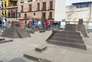 Heroines and Villains in the Foundation of New Spain