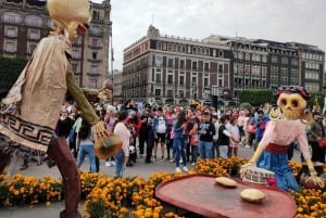 Heroines and Villains in the Foundation of New Spain