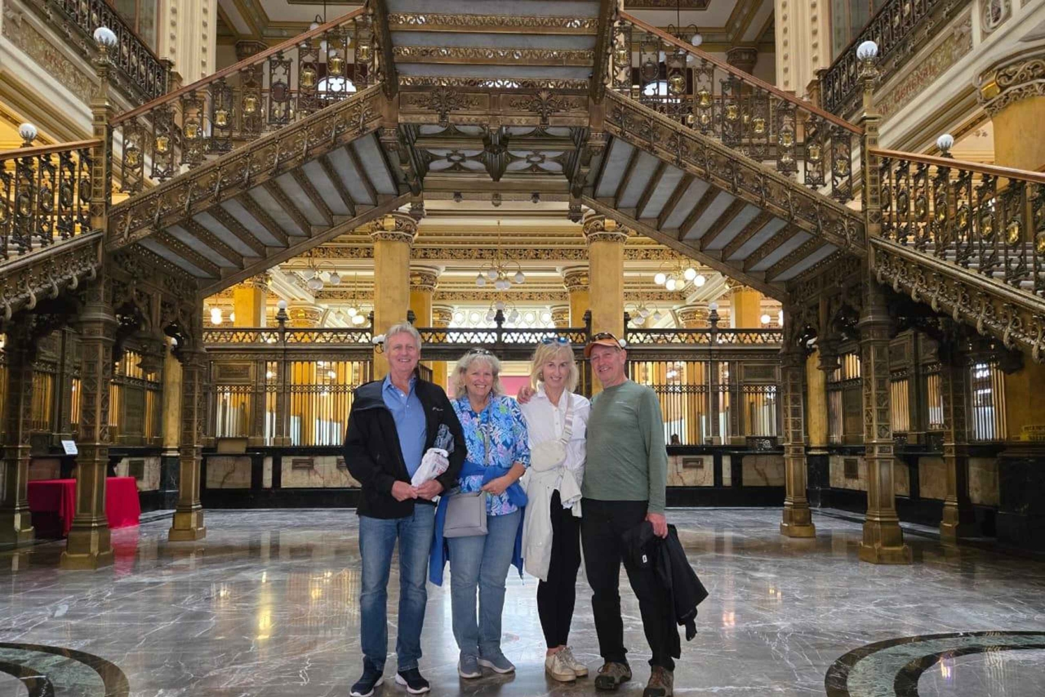 Historic Center: Private tour with murals, history, and churros