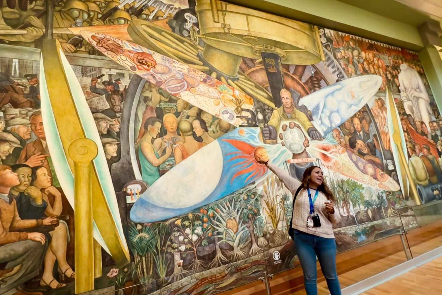 Historic Center: Private tour with murals, history, and churros