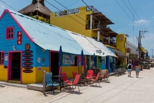 Holbox: Guided visit to the island, cenote swim and lunch