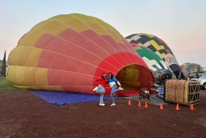 Hot Air Balloon Flight over Teotihuacan from Mexico City