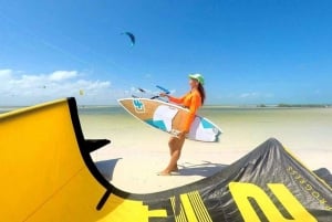 Hotbox: Kitesurfing Lessons Private Course (3 hours)