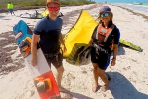 Hotbox: Kitesurfing Lessons Private Course (6 hours)