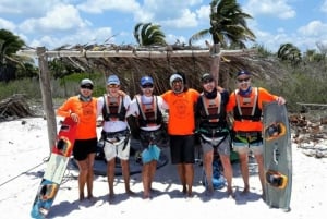 Hotbox: Kitesurfing Lessons Private Course (6 hours)