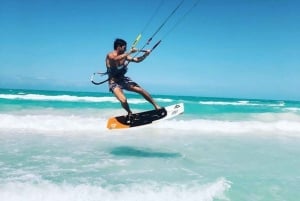 Hotbox: Kitesurfing Lessons Private Course (6 hours)