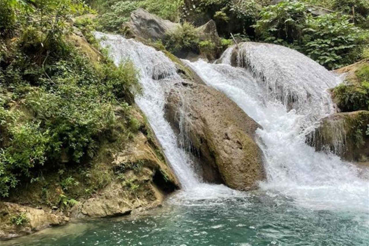 Huatulco: Waterfalls Tour with Buffet Lunch
