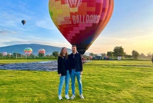 Incredible balloon flight over Teotihuacan all inclusive