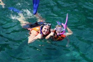 Isla Majahuitas: Pirate Ship Tour with Kayaking and Lunch