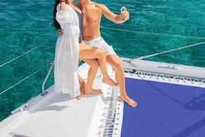 Isla Mujeres Luxury Sailing