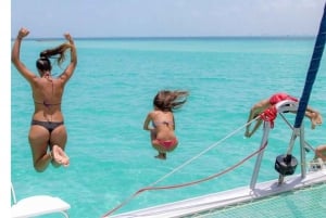 Isla Mujeres Premium Catamaran Tour with Hotel Pickup