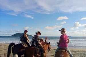 Ixtapa: Aventura a caballo en Zihuatanejo