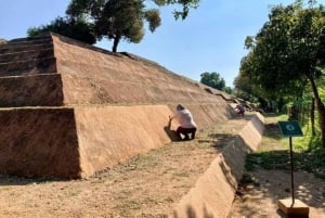 Ixtapa-Zihuatanejo: Recorrido Arqueológico Soledad de Maciel