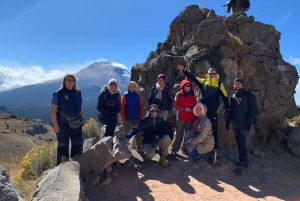 Iztaccihuatl Hiking Tour: Volcano Trek and Amecameca (12h)