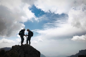 Iztaccihuatl Hiking Tour: Volcano Trek and Amecameca (12h)